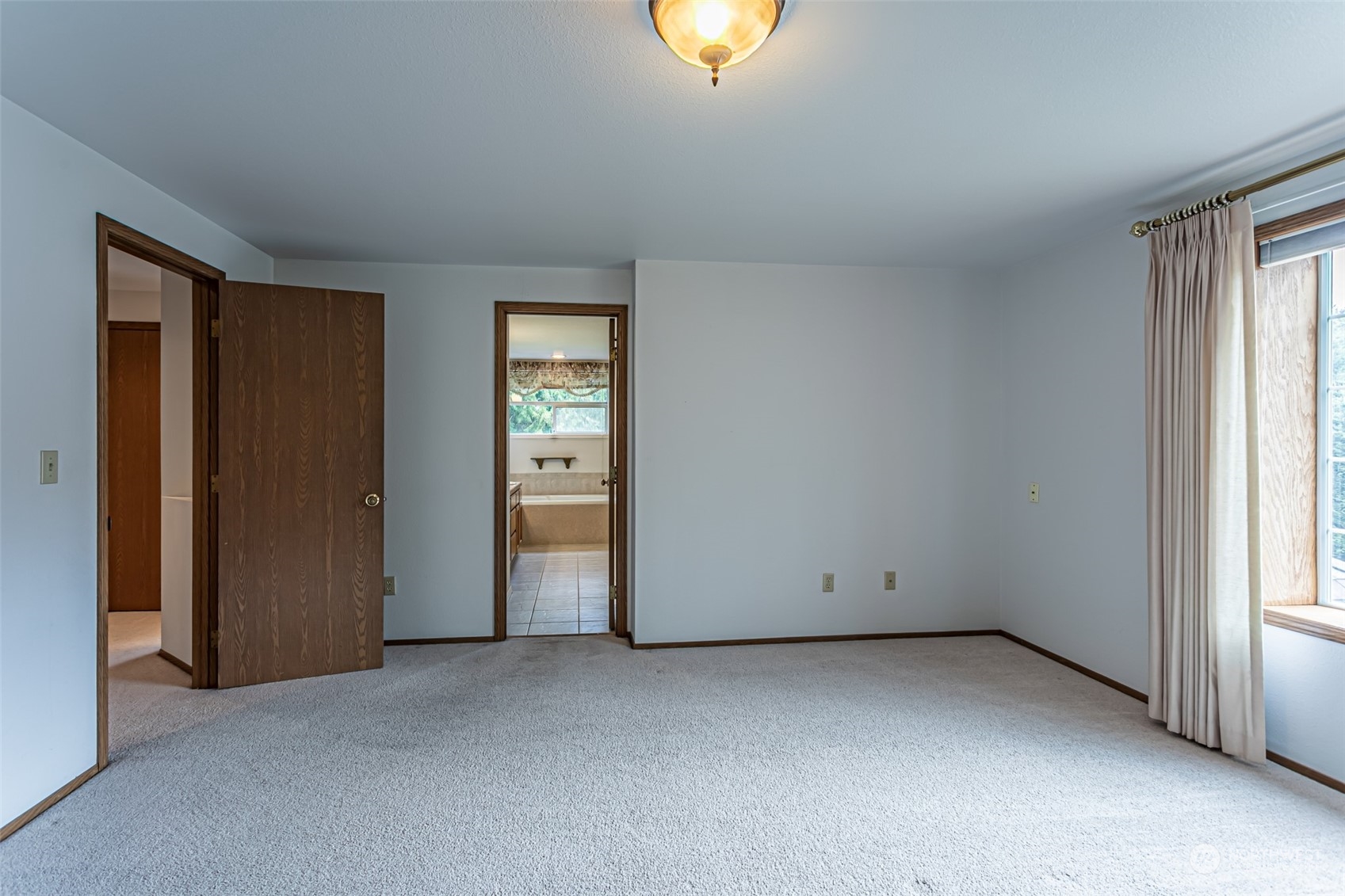 8001 243rd Street Ct E