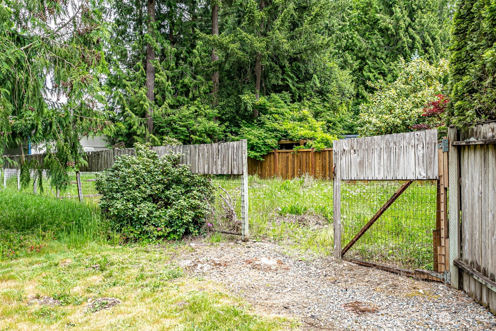 8001 243rd Street Ct E