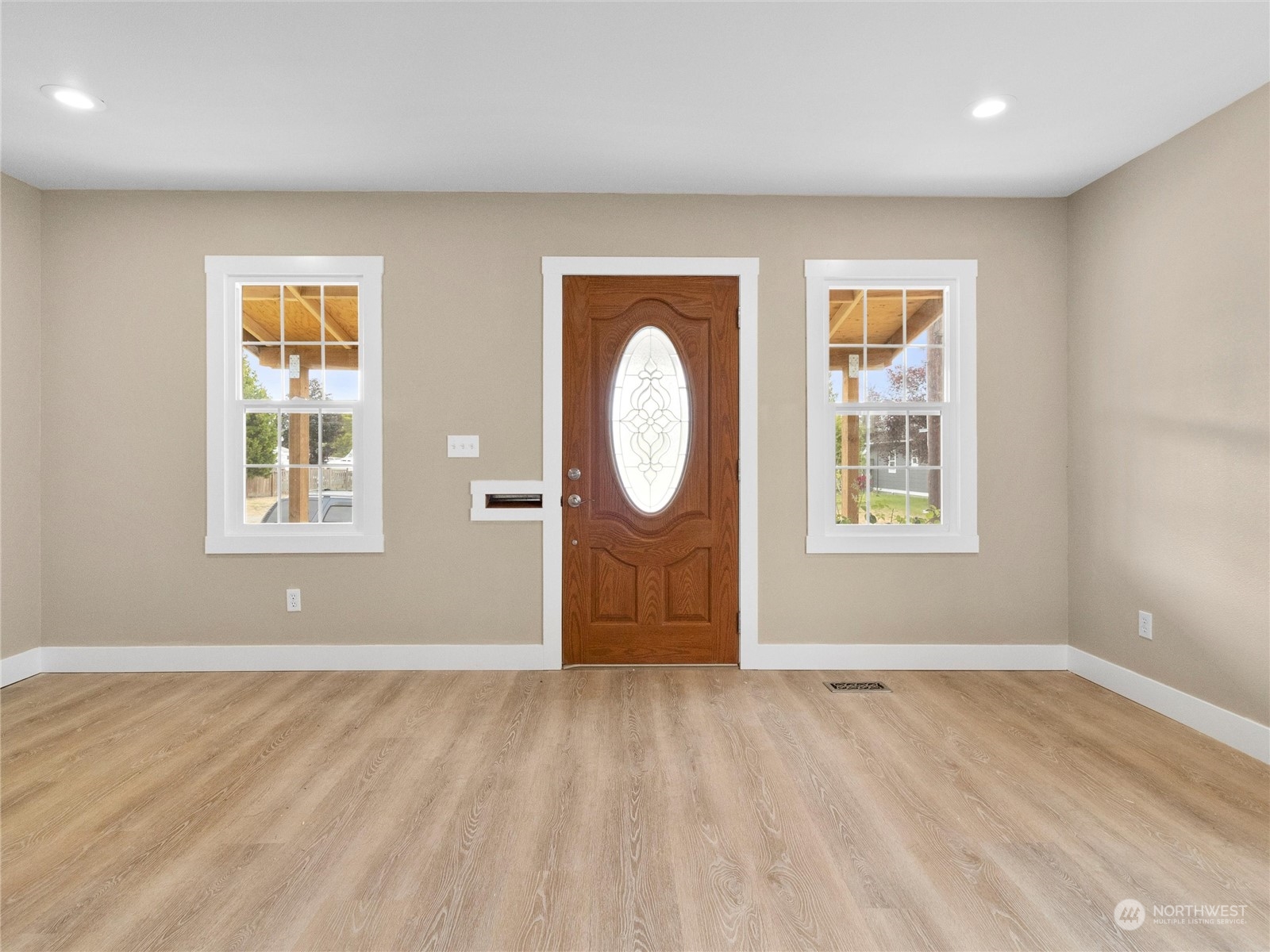 6622 S Warner Street