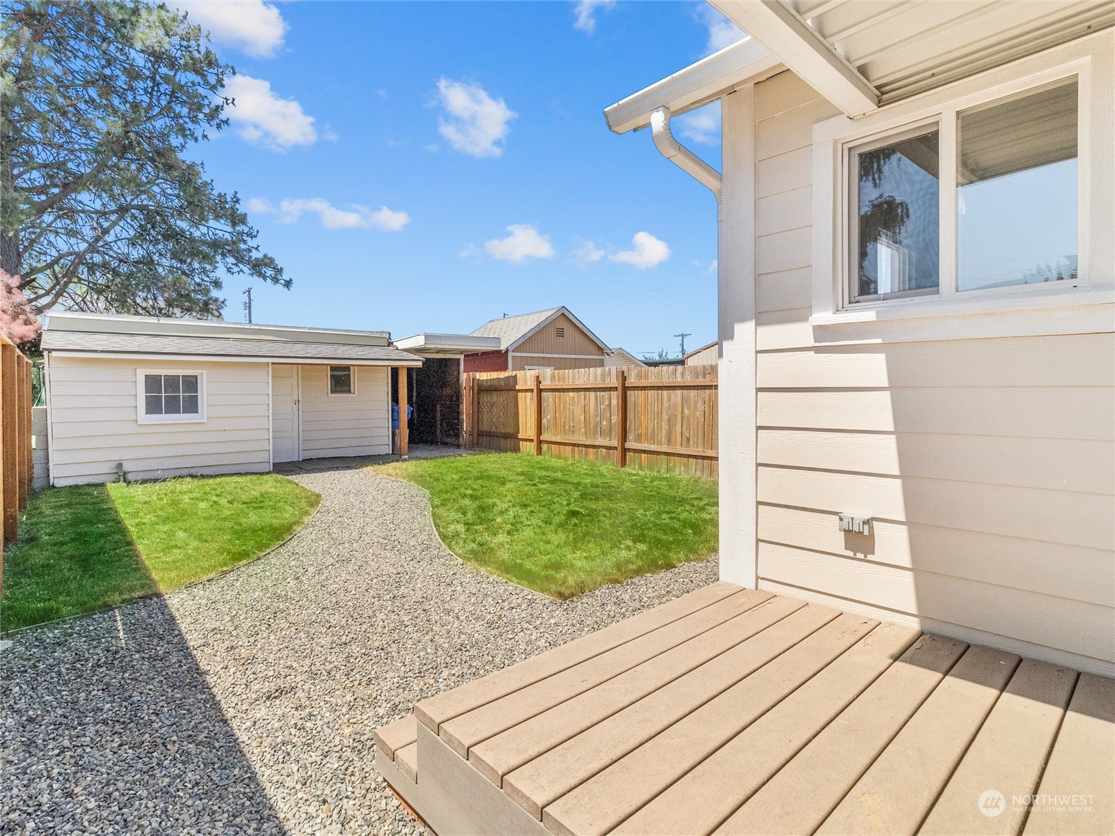 6622 S Warner Street