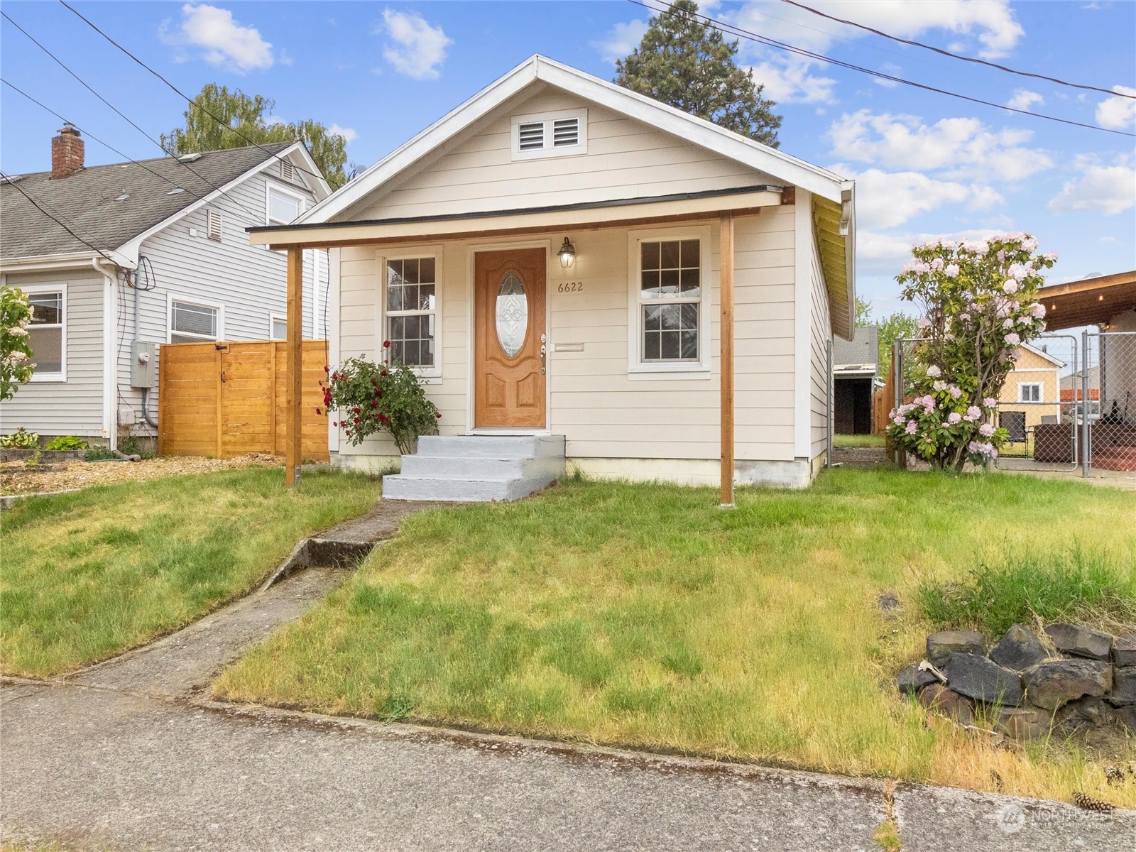 6622 S Warner Street