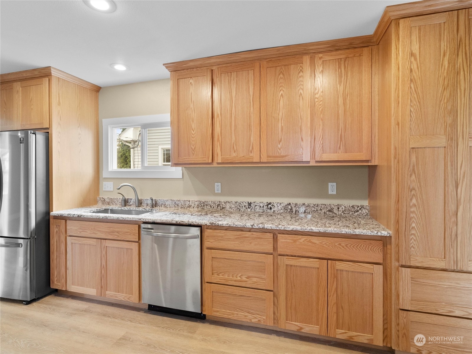 6622 S Warner Street