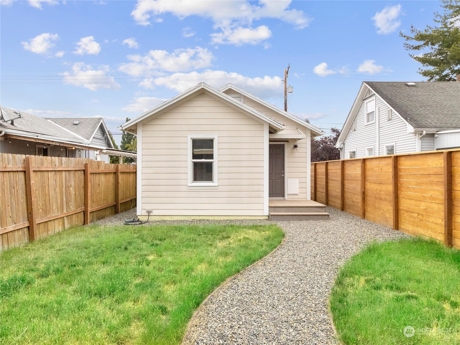 6622 S Warner Street