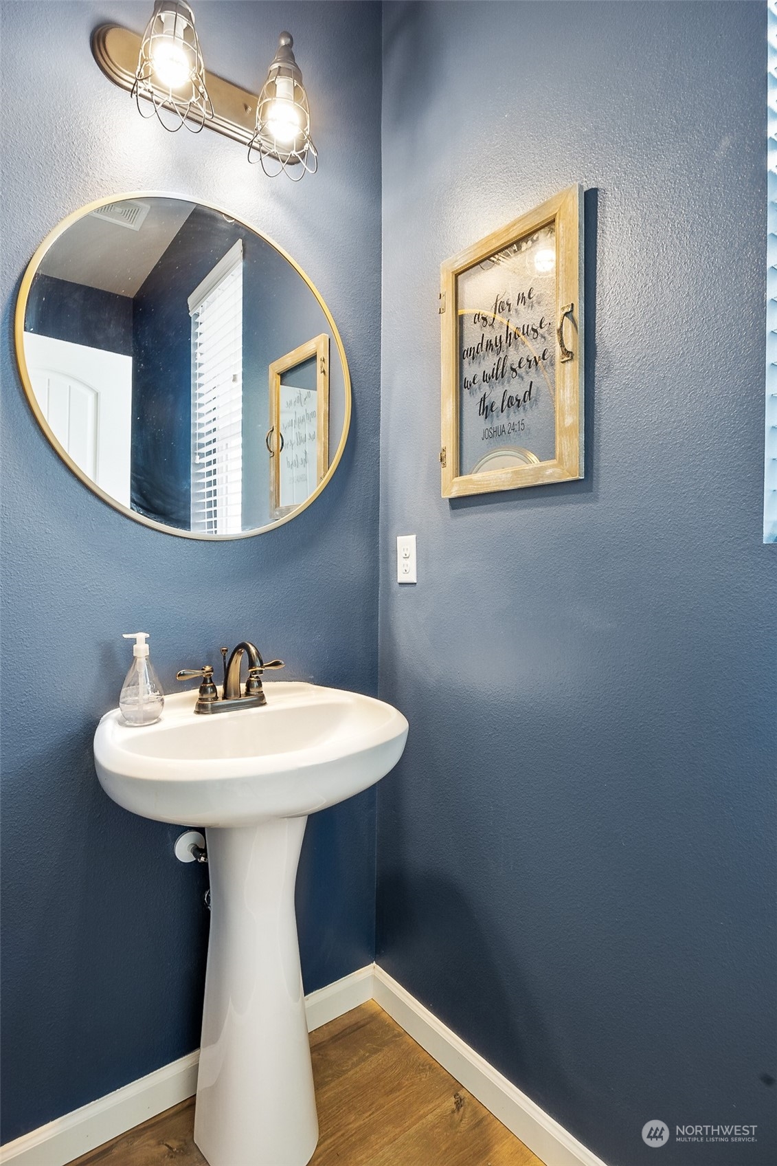 4725 Greenwood Drive SW