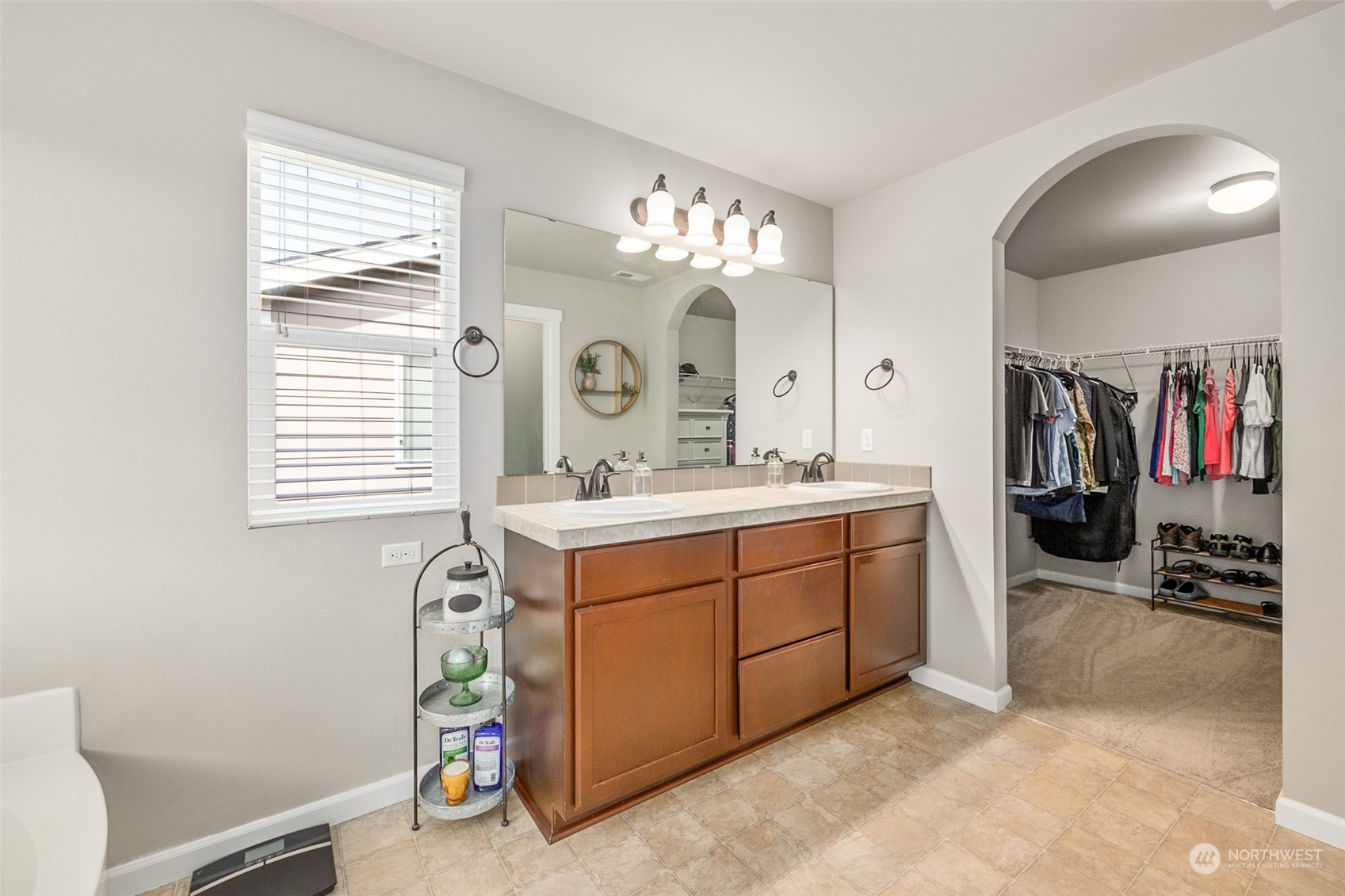 4725 Greenwood Drive SW