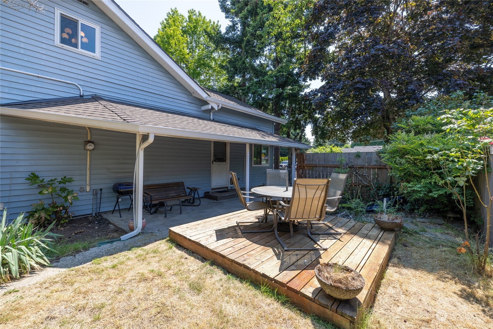 321 K Street SE