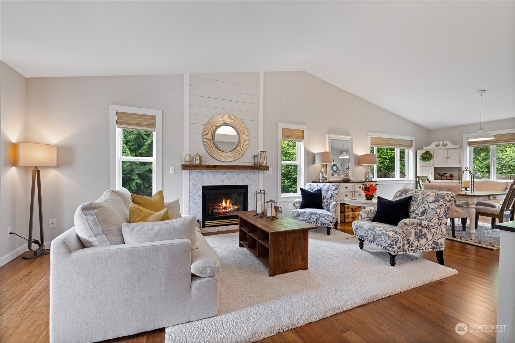 1247 SE Swofford Lane