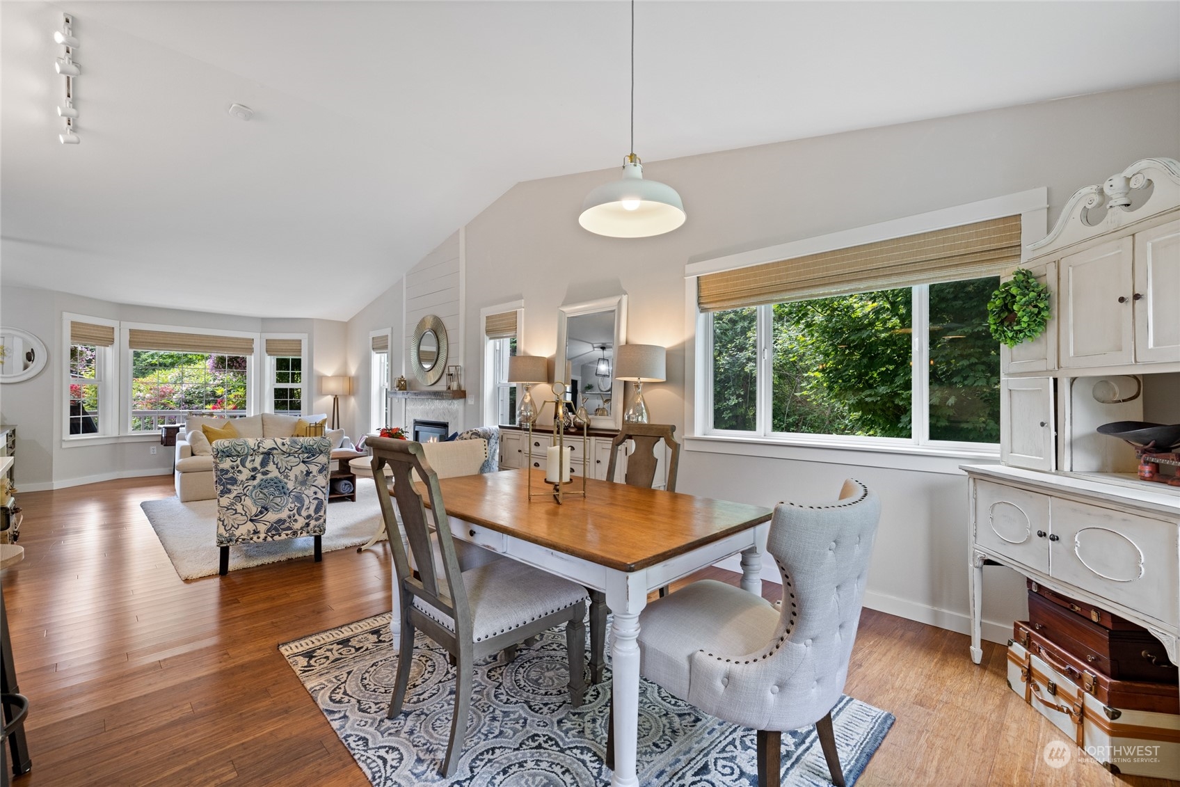 1247 SE Swofford Lane