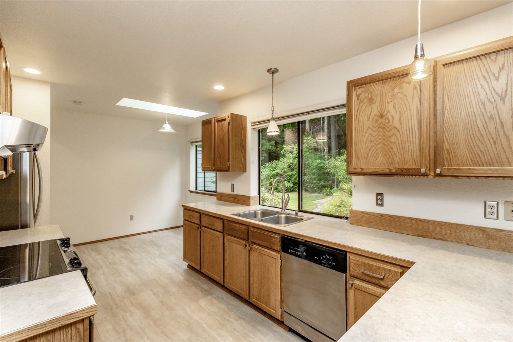 3508 Harborcrest Court NW