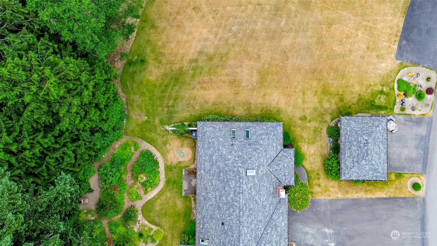 3508 Harborcrest Court NW