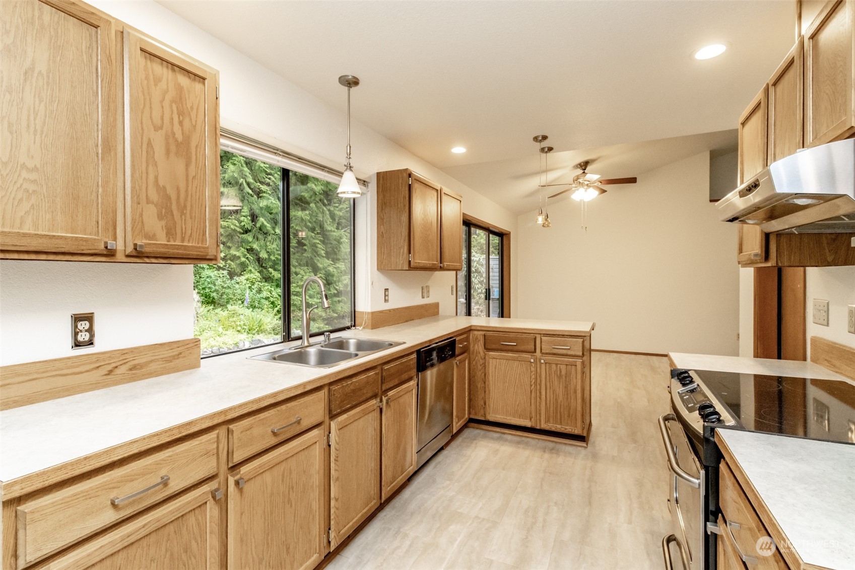 3508 Harborcrest Court NW