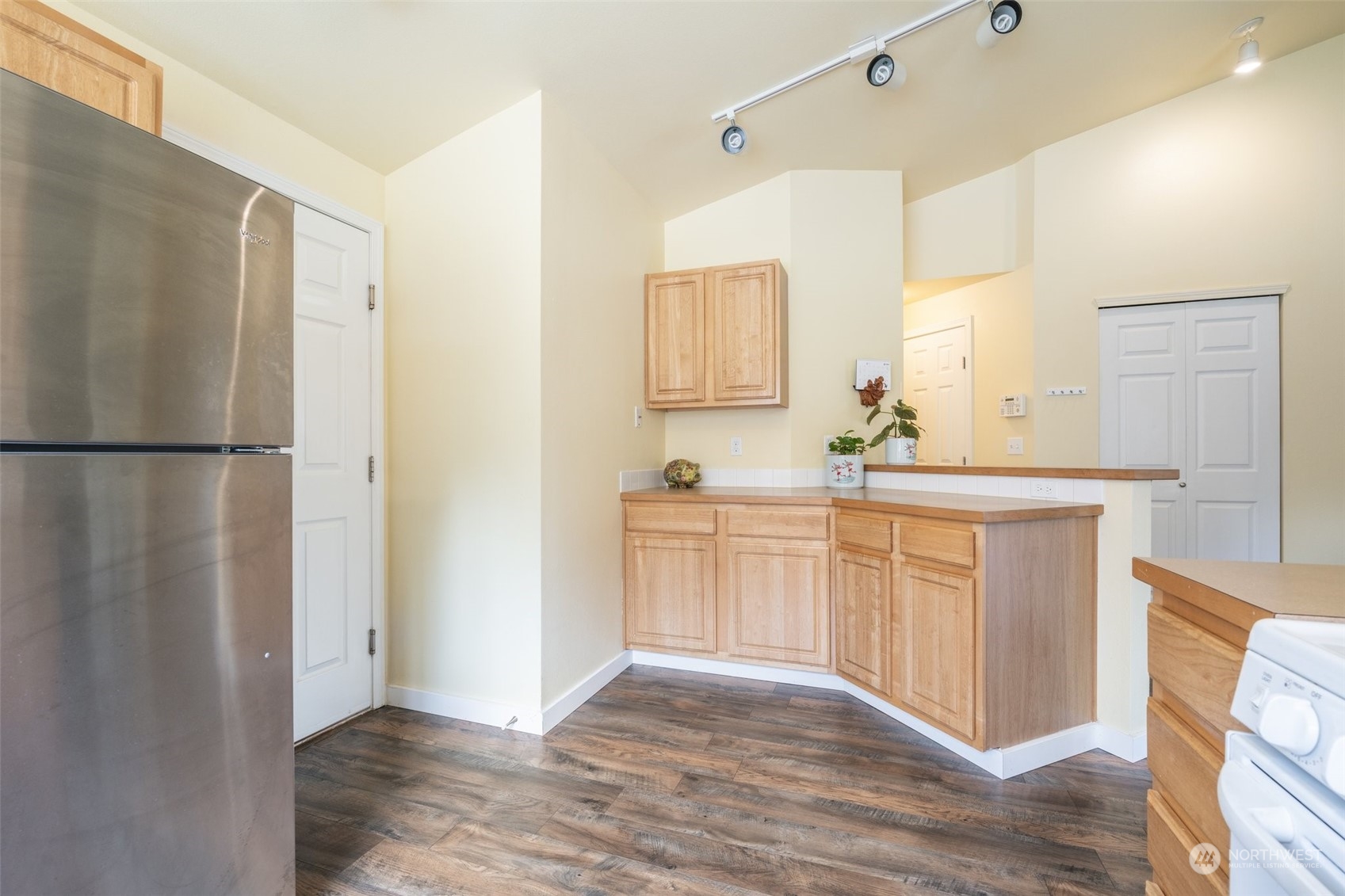 5220 77th Street W #8, -7924 Unit: 8