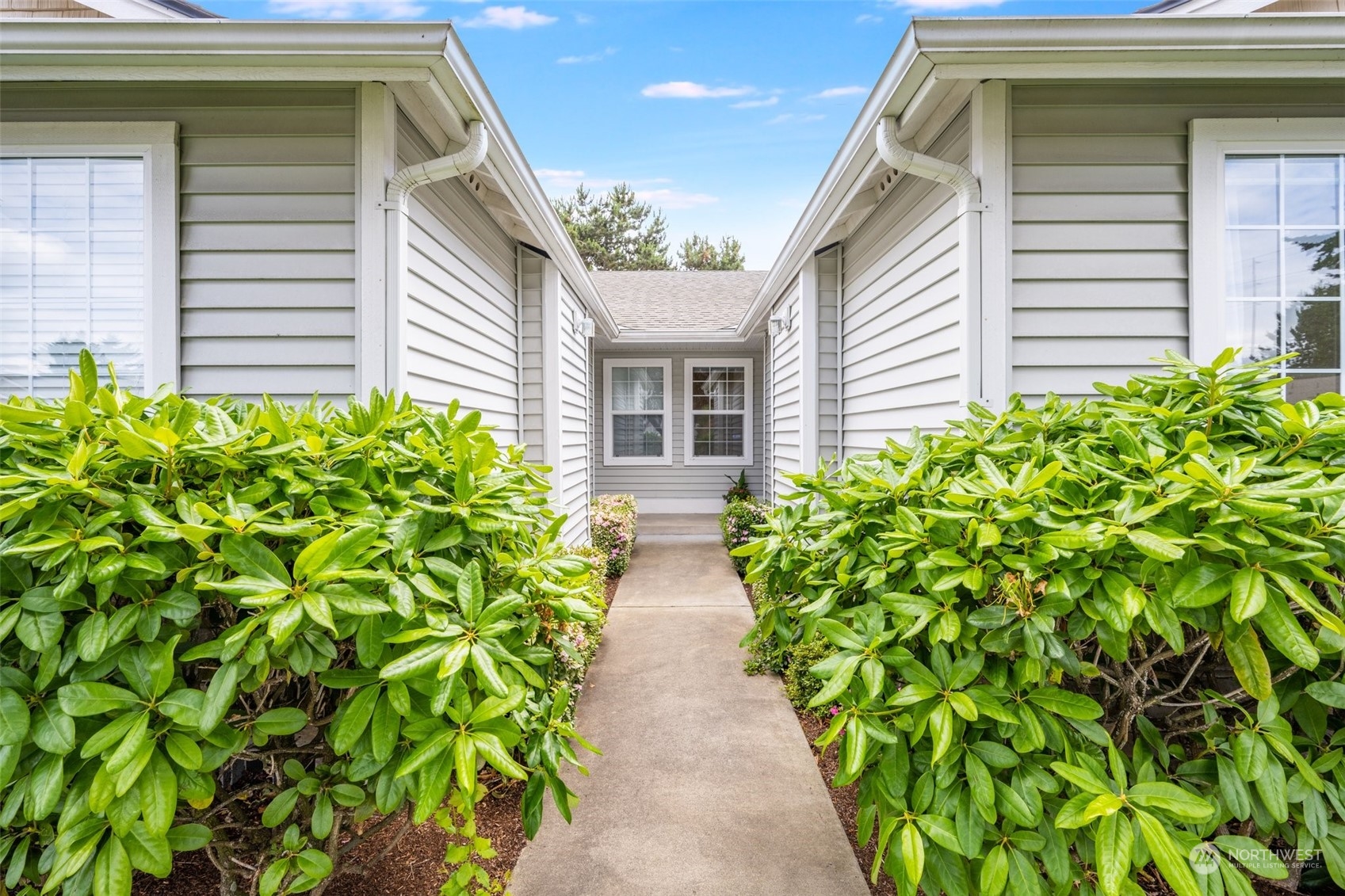 5220 77th Street W #8, -7924 Unit: 8