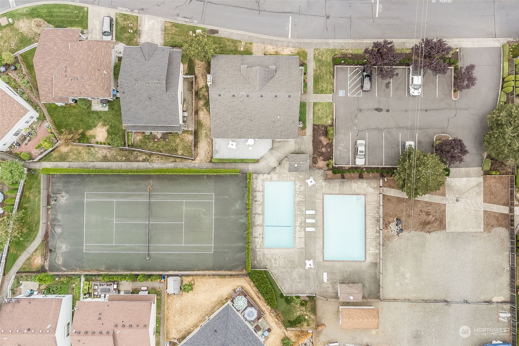 5220 77th Street W #8, -7924 Unit: 8