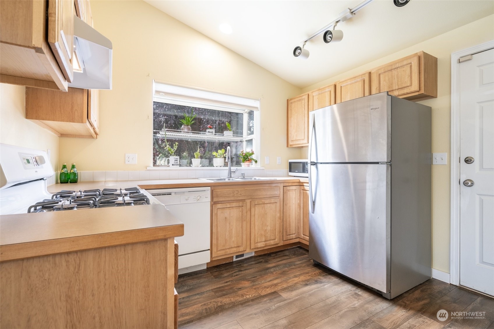 5220 77th Street W #8, -7924 Unit: 8
