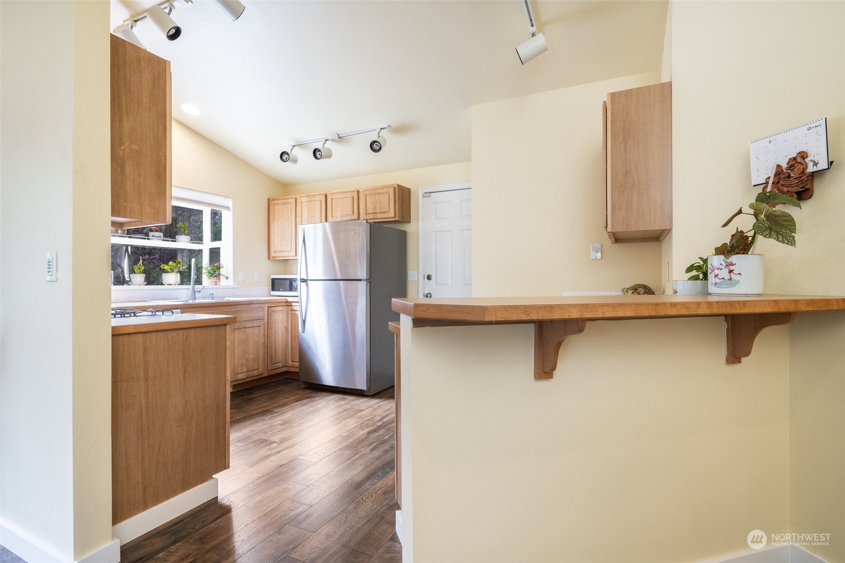 5220 77th Street W #8, -7924 Unit: 8