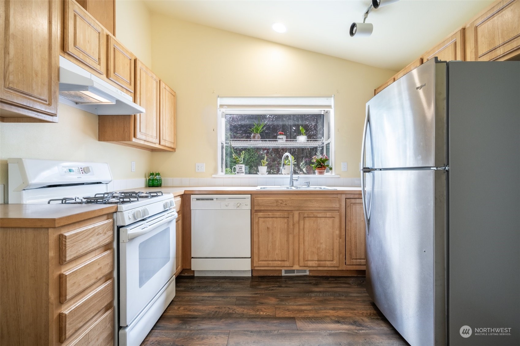 5220 77th Street W #8, -7924 Unit: 8