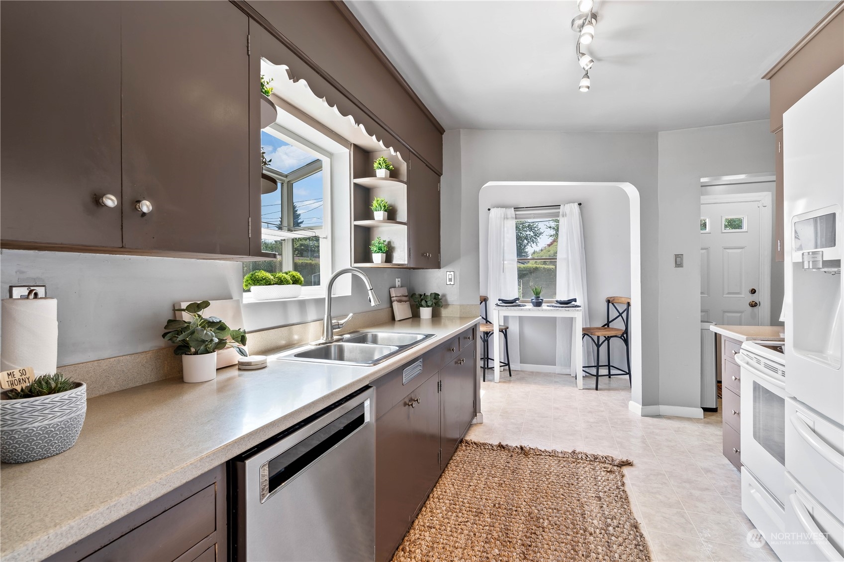 3512 N Ferdinand Street , -4112