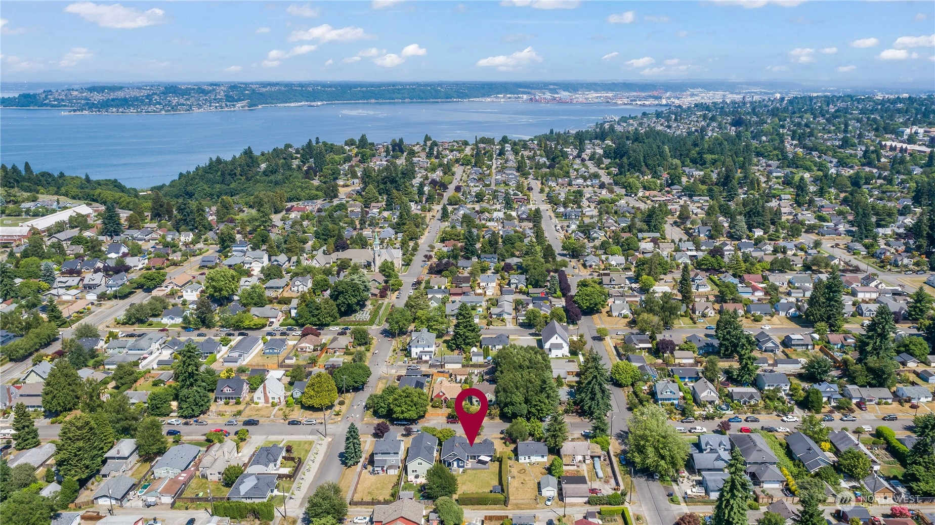 3512 N Ferdinand Street , -4112