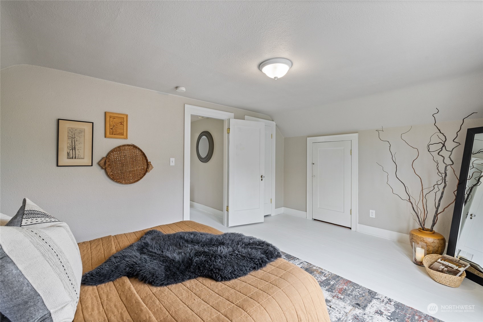 3409 N 8th Street , -5413