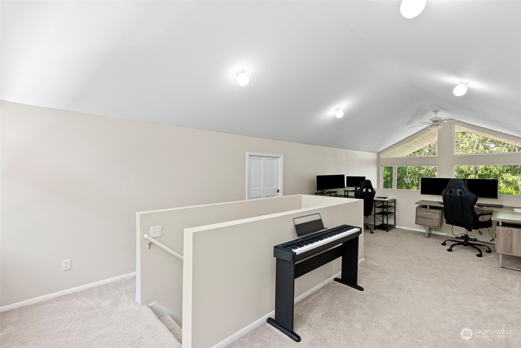 19282 E State Route 106