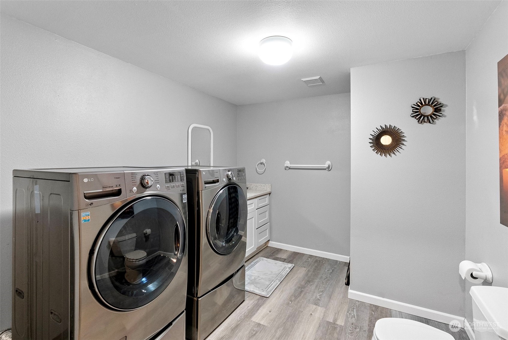 19282 E State Route 106