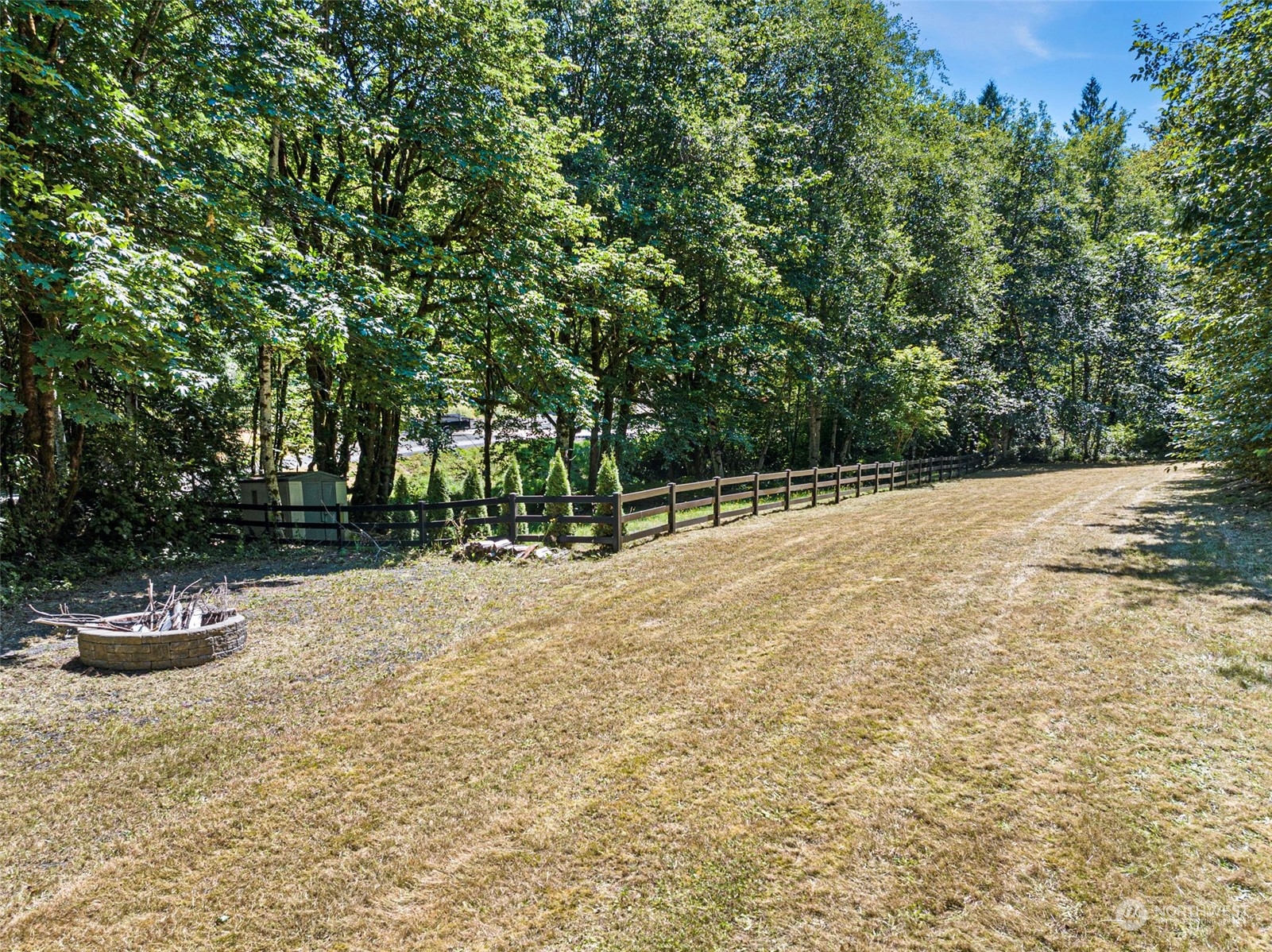 19282 E State Route 106