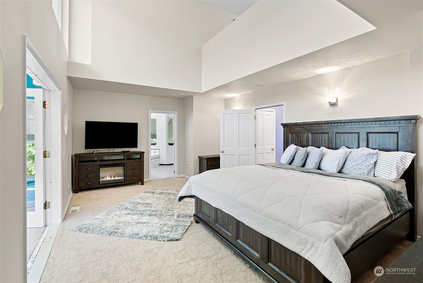 19282 E State Route 106