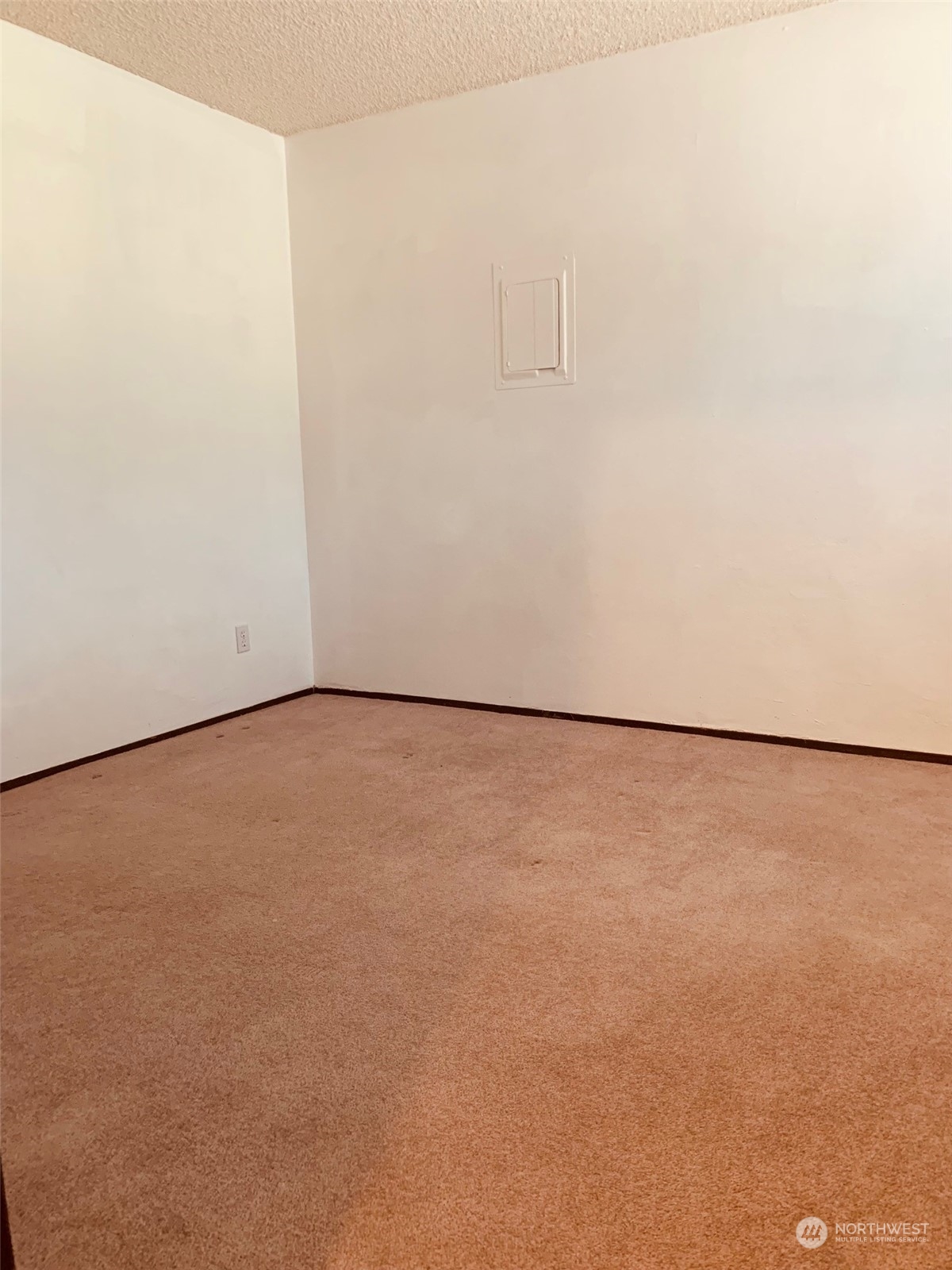 2806 Garden Court #D