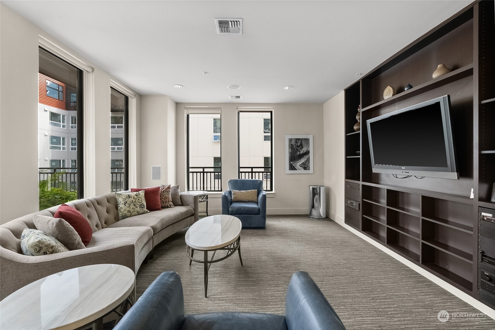 1501 Tacoma Ave S Unit: 401