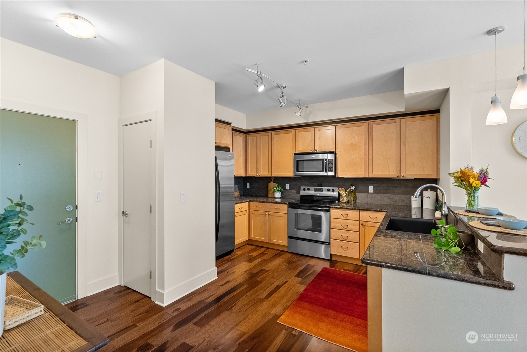 1501 Tacoma Ave S Unit: 401
