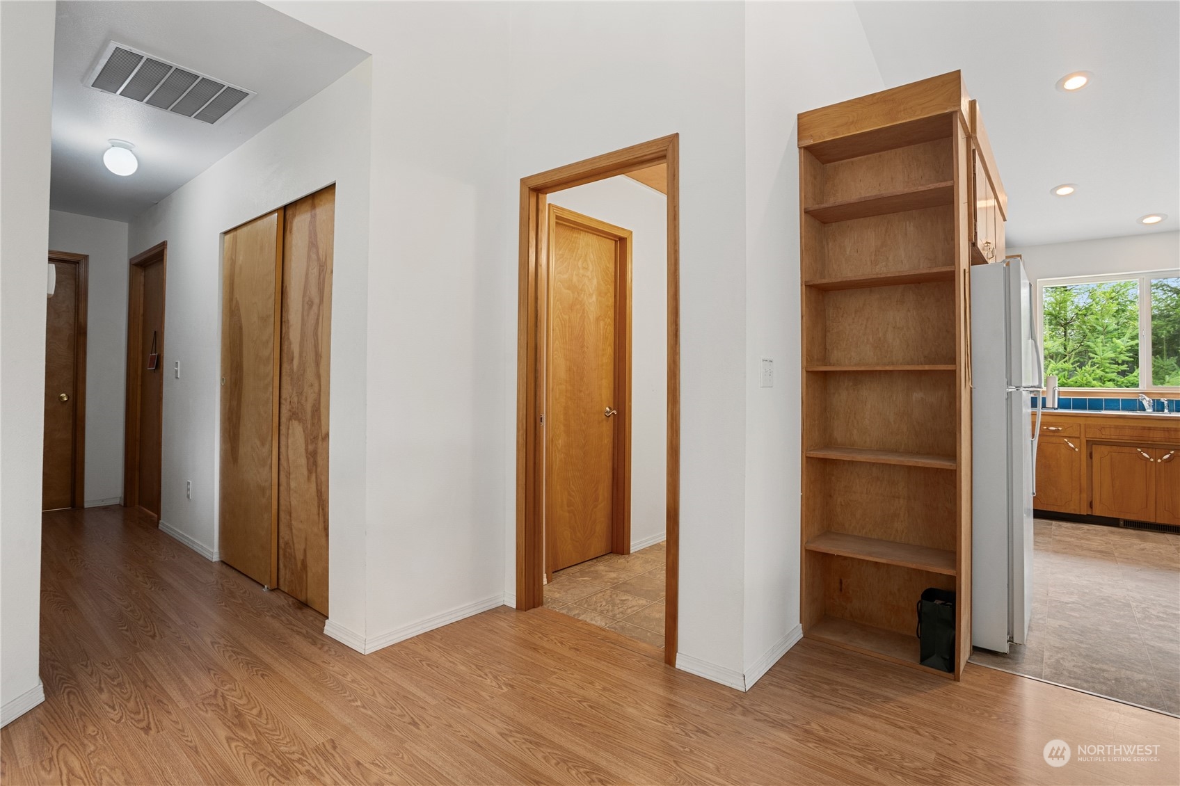 71 SE Mill Creek Ridge E