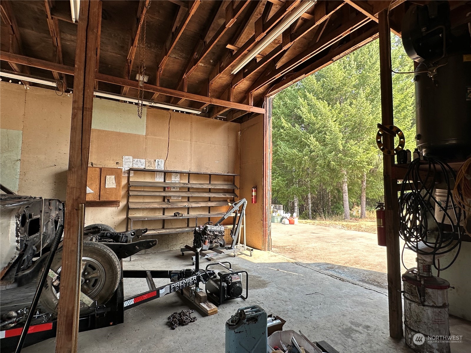 71 SE Mill Creek Ridge E