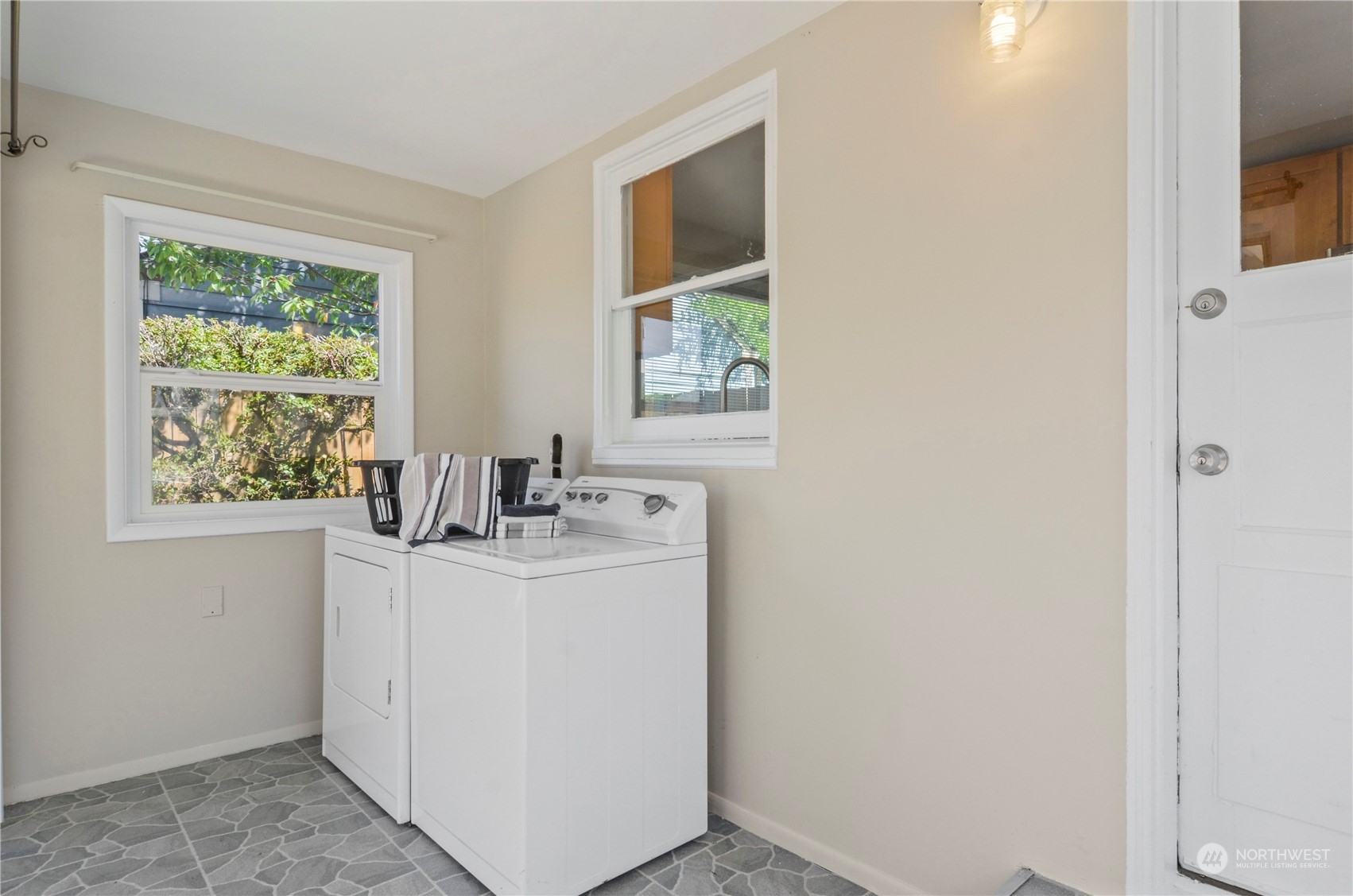 3322 N Cheyenne Street