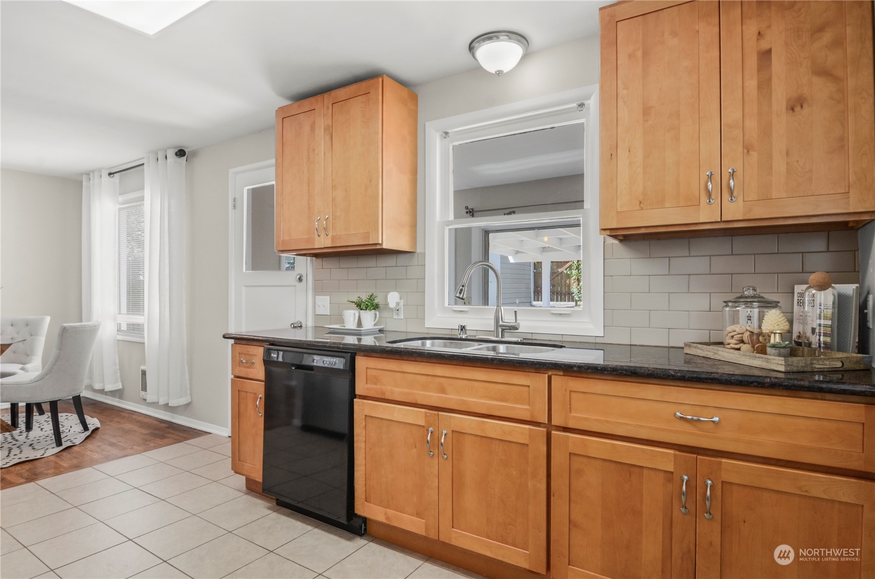 3322 N Cheyenne Street