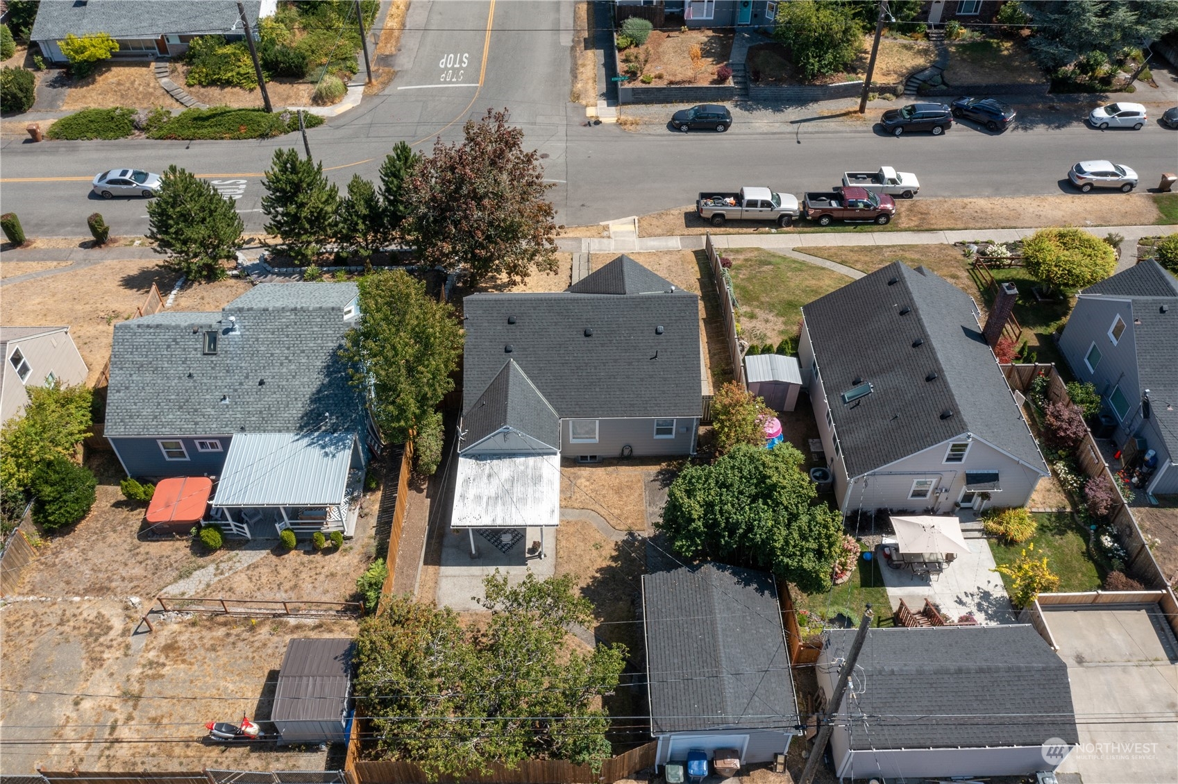 3322 N Cheyenne Street