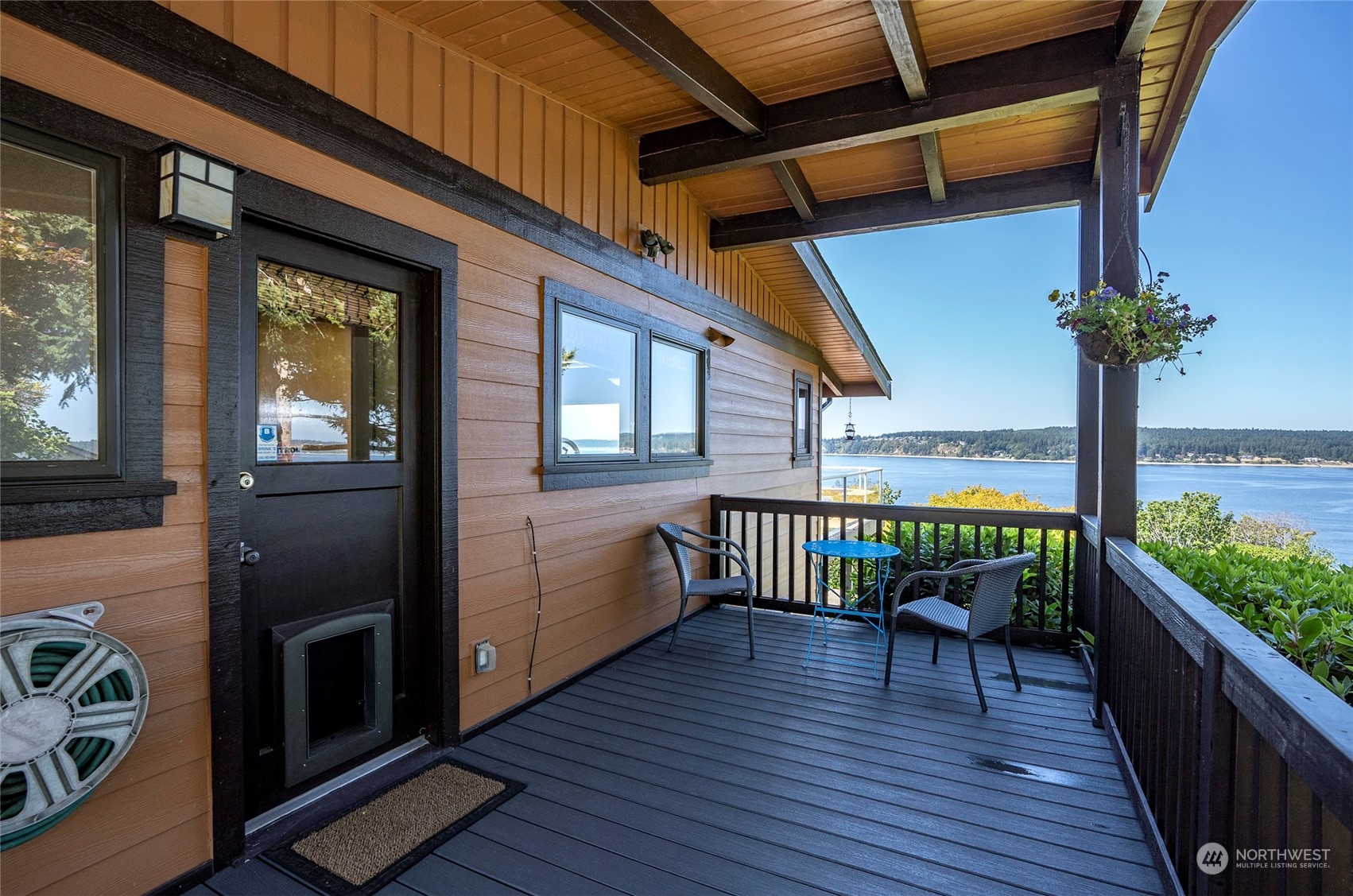 3502 Soundview Drive W