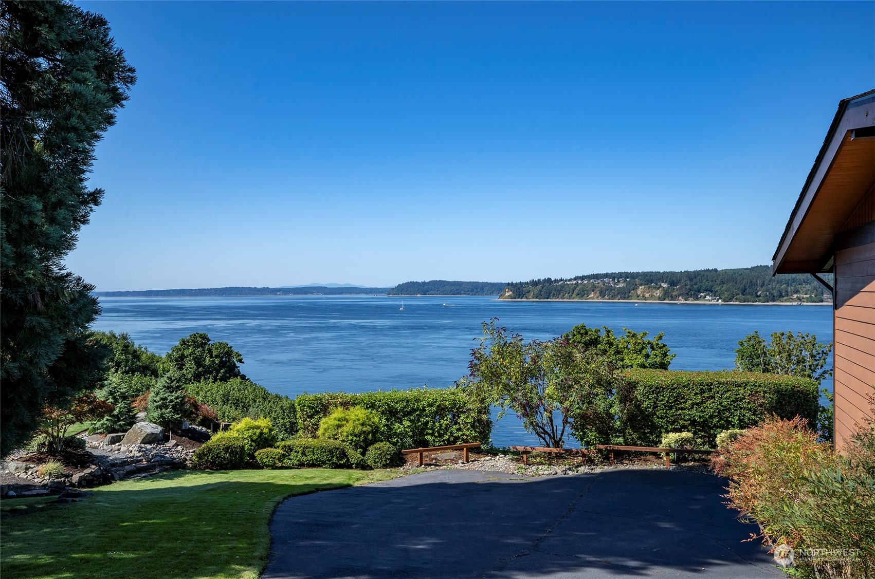 3502 Soundview Drive W