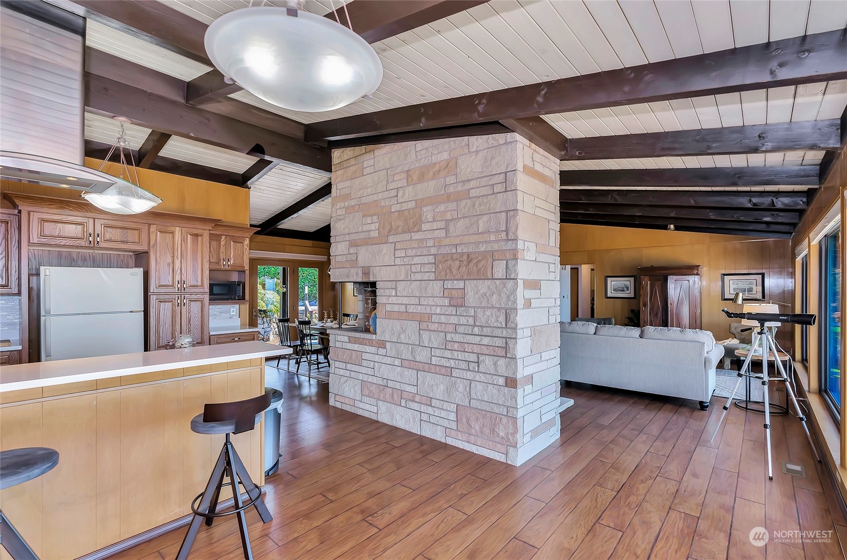 3502 Soundview Drive W