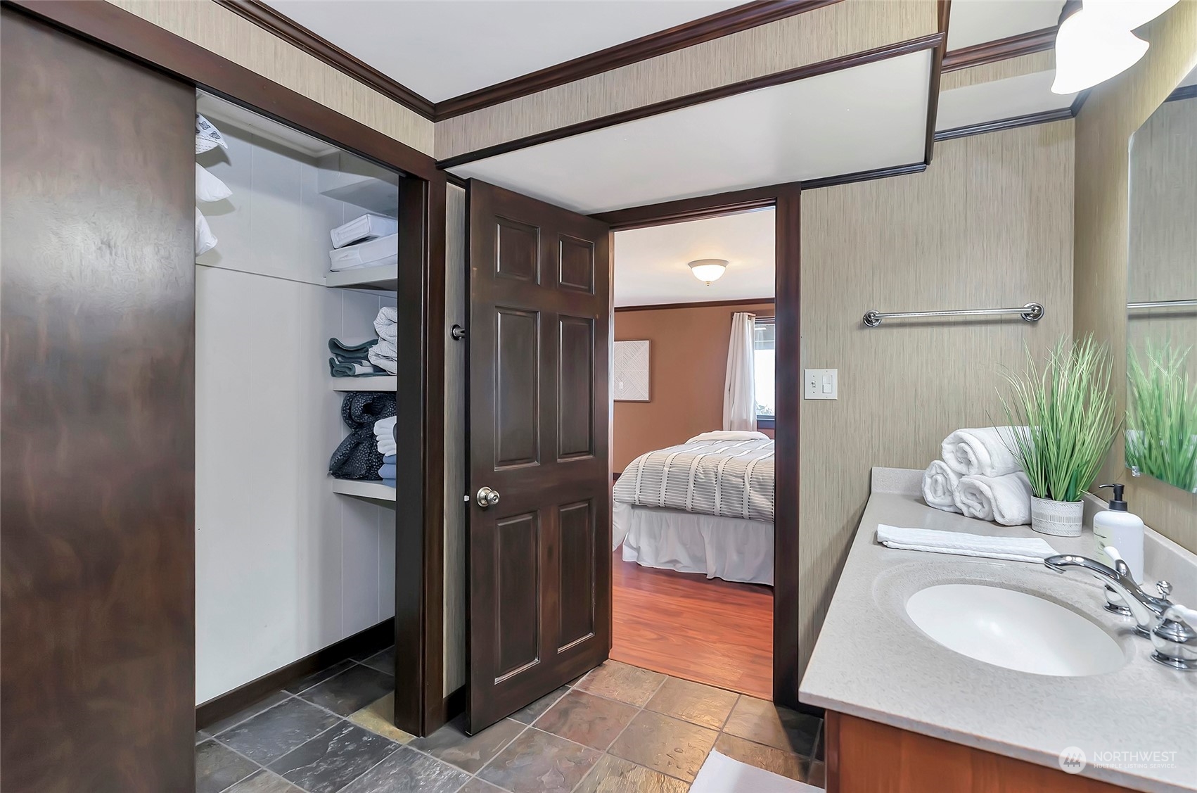 3502 Soundview Drive W