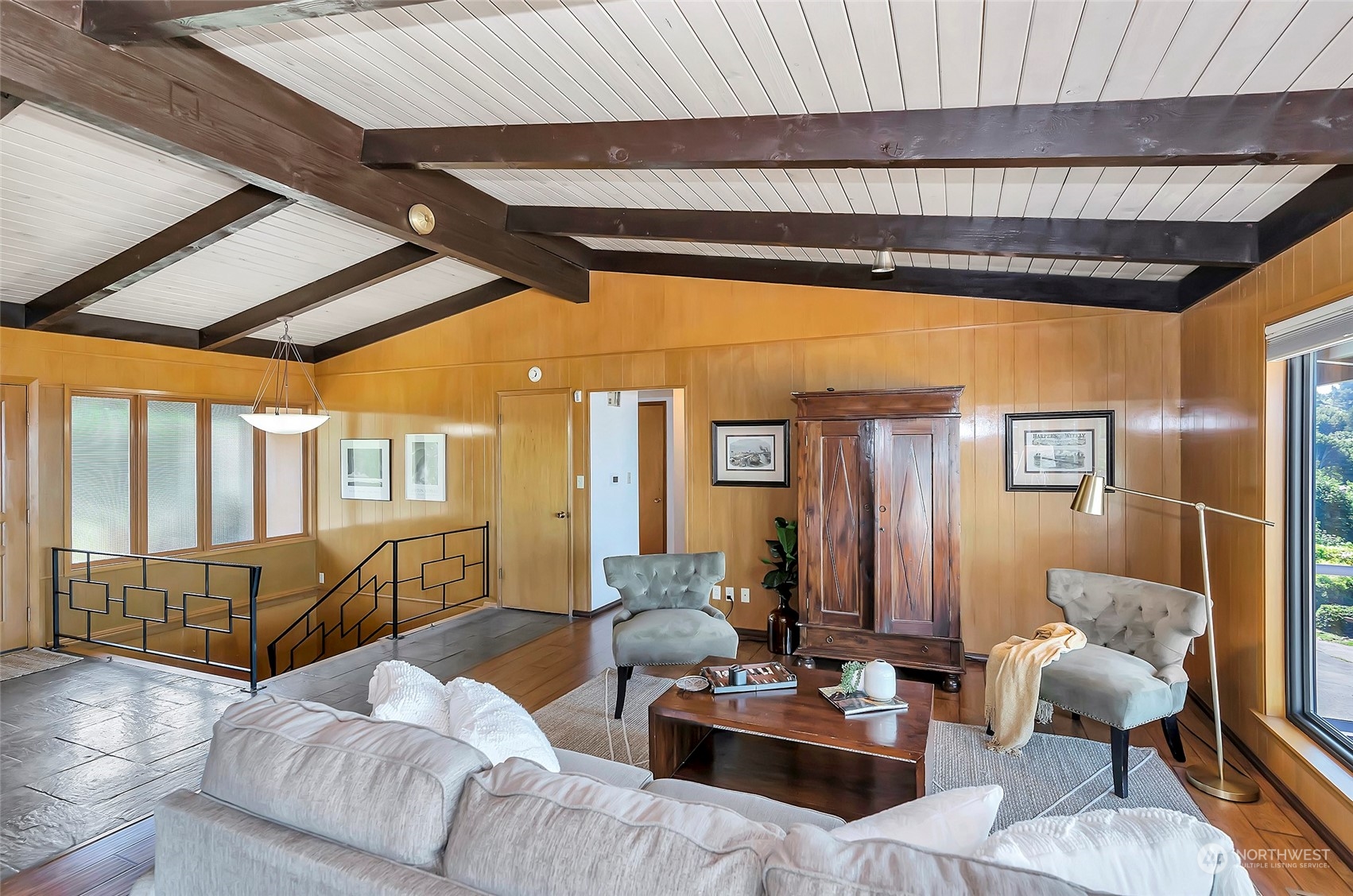 3502 Soundview Drive W