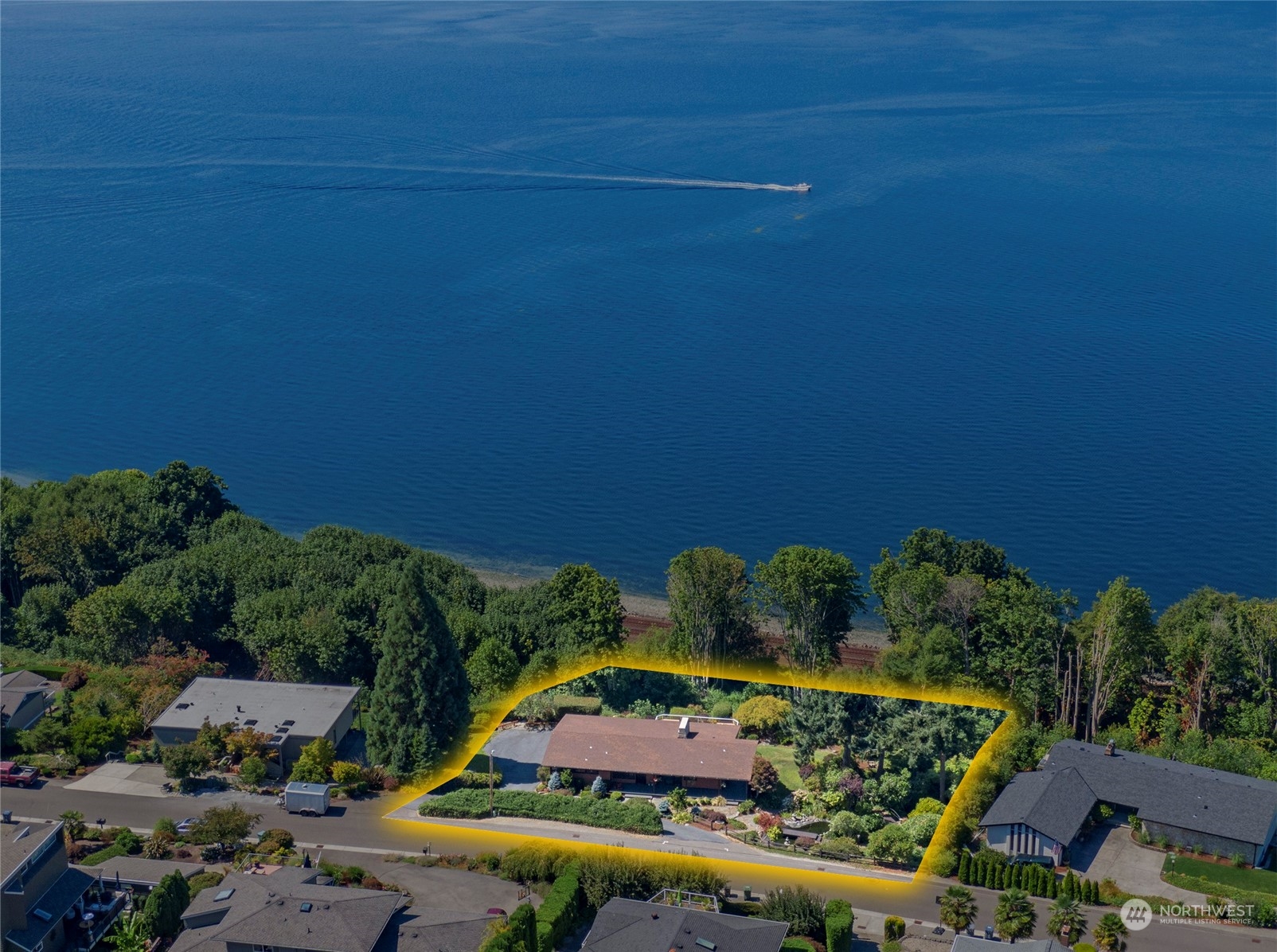 3502 Soundview Drive W