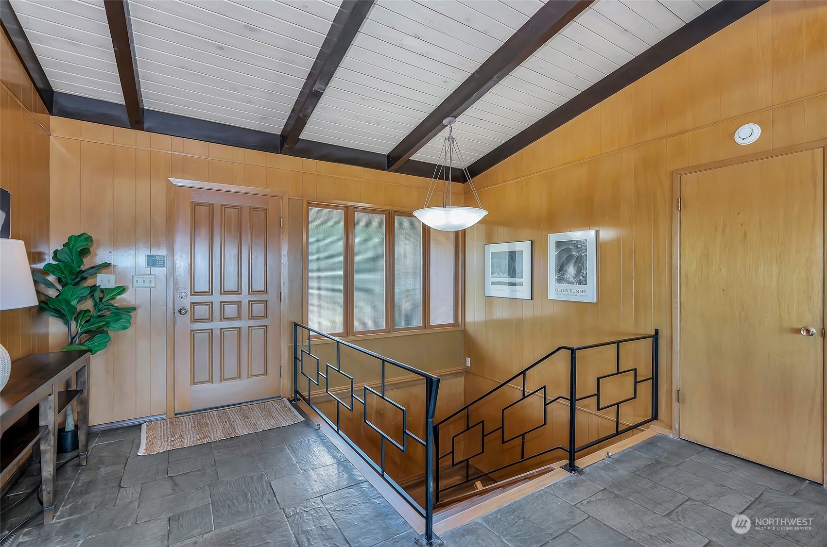 3502 Soundview Drive W