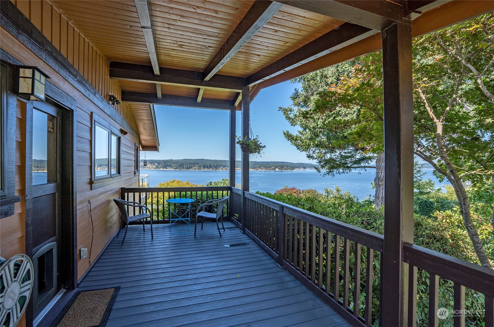 3502 Soundview Drive W