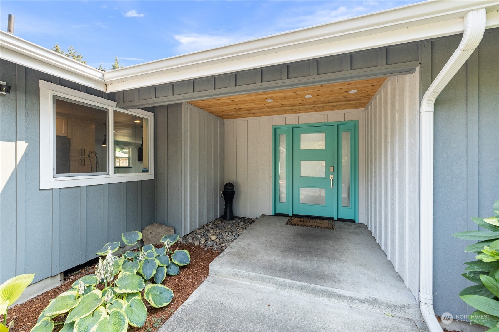 12203 Oak Tree Place SW