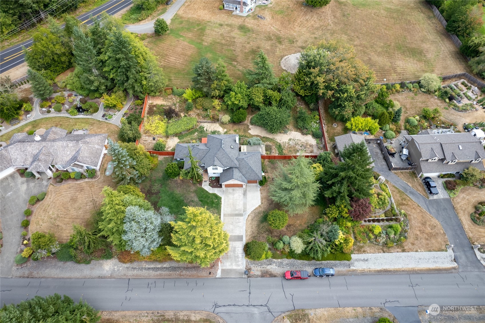 4002 Hollywood Drive NE