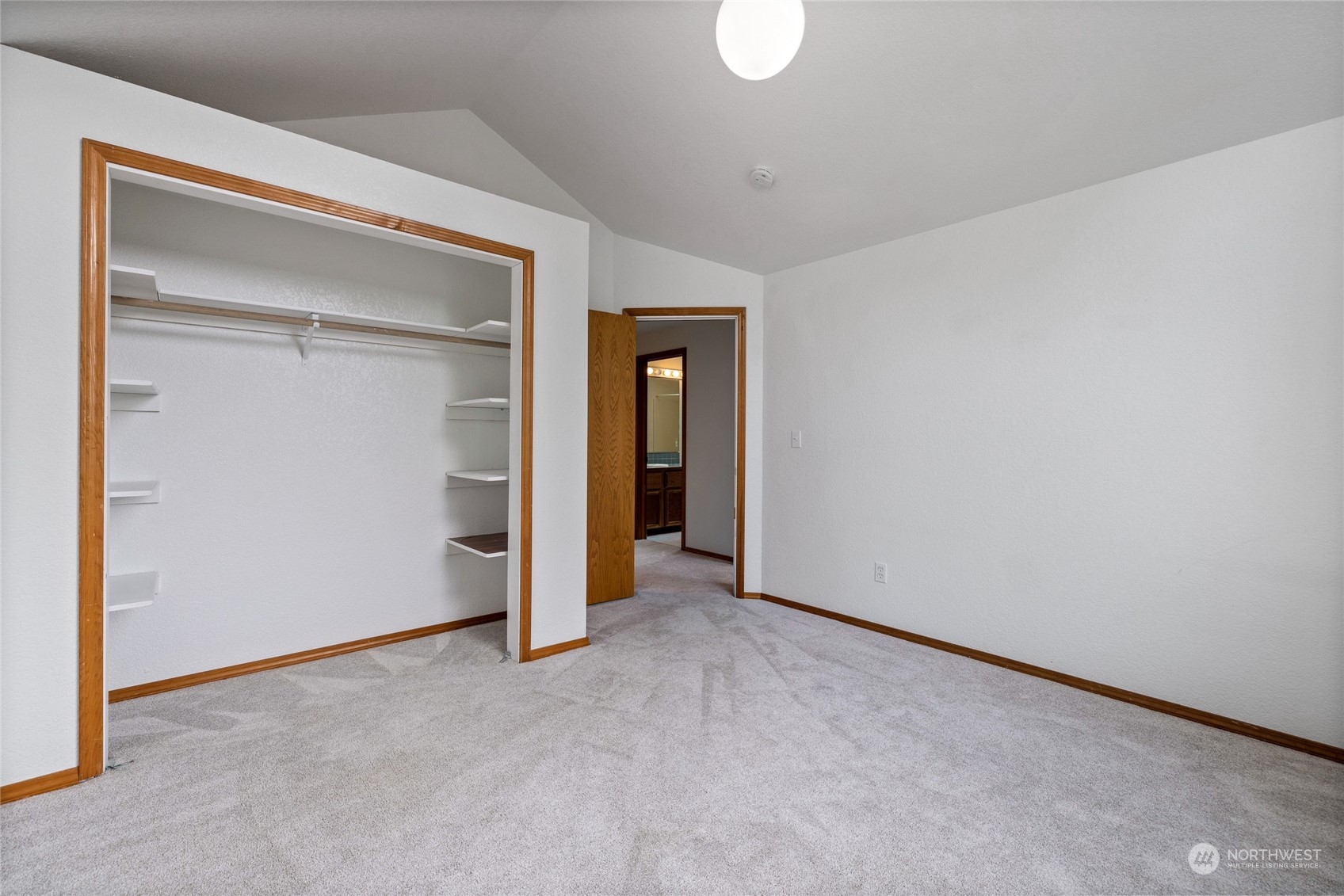 4002 Hollywood Drive NE