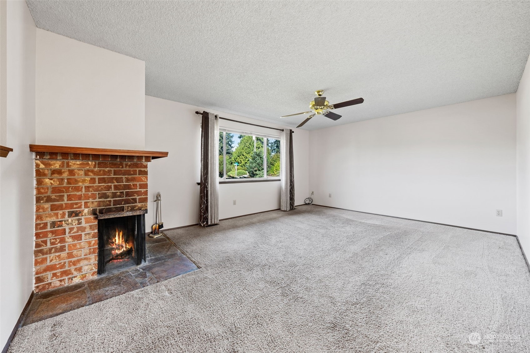 8802 Colgate Drive W