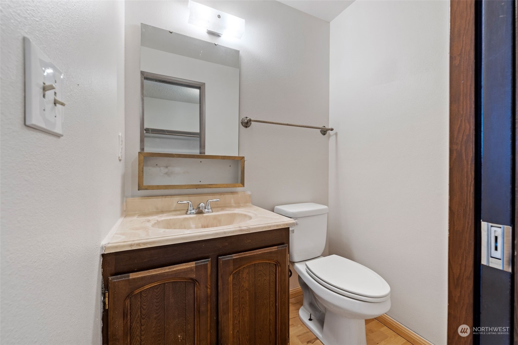 8802 Colgate Drive W