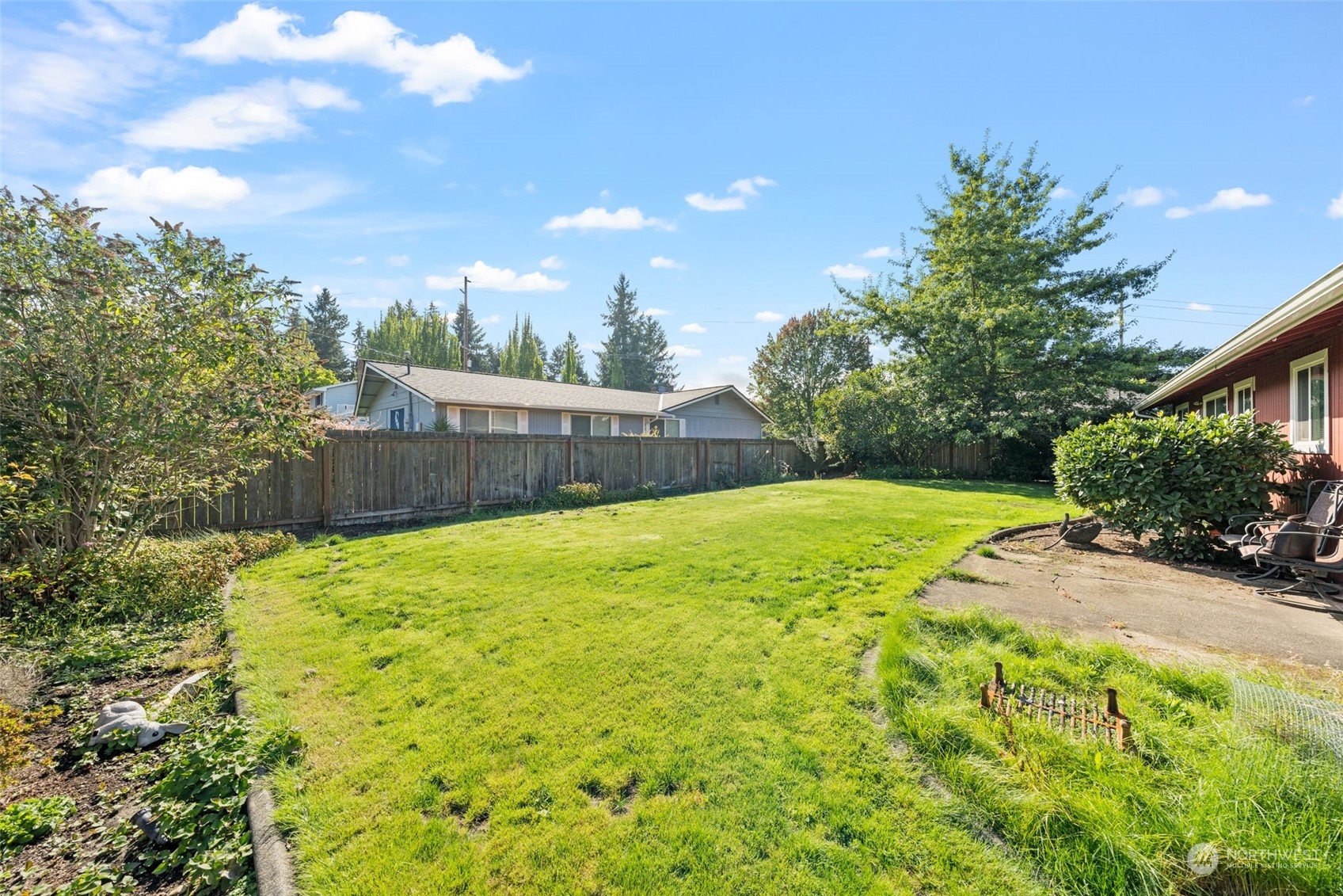 8802 Colgate Drive W